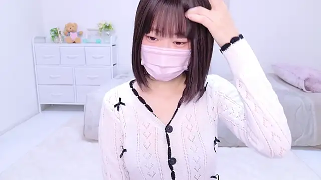 Snapshot of Im_Yu-na chatting on December 2024 01:49:01 PM Im Yu-na online show from December 2024 01:49:01 PM