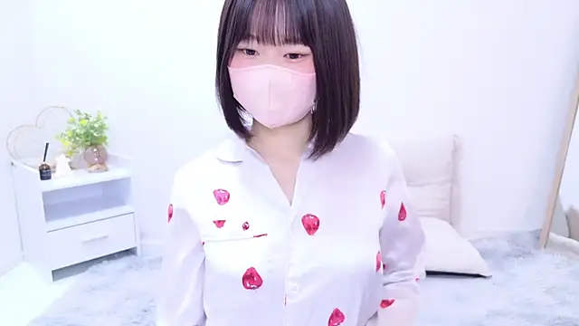 Snapshot of Im_Yu-na chatting on March 2025 09:32:02 PM Im Yu-na online show from March 2025 09:32:02 PM