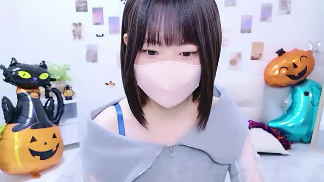 Snapshot of Im_Yu-na chatting on November 2025 12:34:02 AM Im Yu-na online show from November 2025 12:34:02 AM