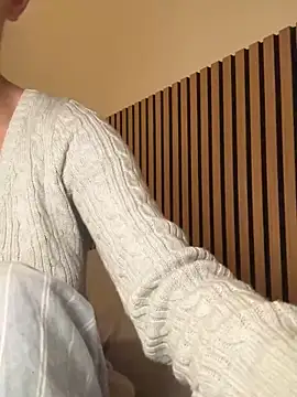 HotBella- online show from February 2025 05:39:02 PM