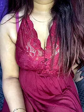 chelsiee1 online show from December 2025 05:53:01 PM