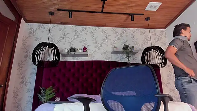 Ian Daviz online show from March 2025 05:13:02 AM