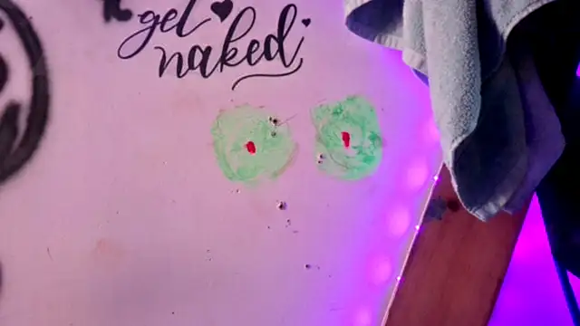 KRYZTALYNXXX online show from January 2025 04:21:02 PM