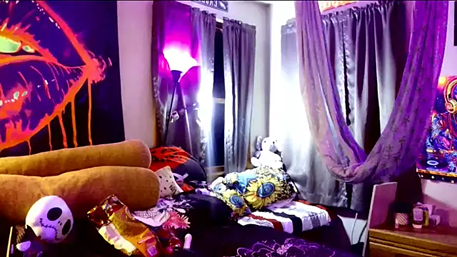 KRYZTALYNXXX online show from February 2025 10:48:02 AM