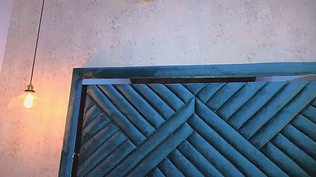 Lucy Vega online show from October 2025 03:46:02 AM