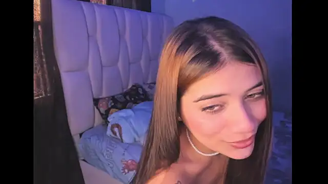 Snapshot of KittyKlum chatting on January 2025 10:08:02 PM KittyKlum online show from January 2025 10:08:02 PM