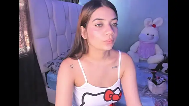 Snapshot of KittyKlum chatting on February 2025 07:47:02 PM KittyKlum online show from February 2025 07:47:02 PM