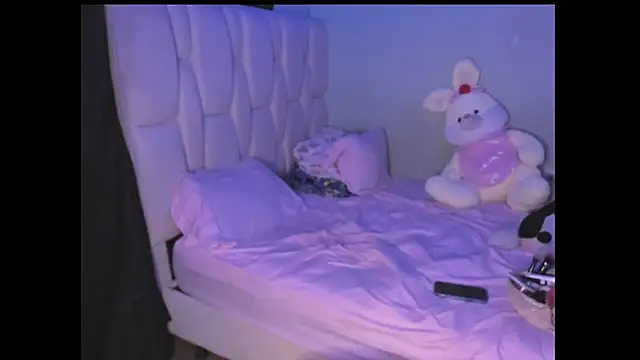 Snapshot of KittyKlum chatting on March 2025 11:20:02 PM KittyKlum online show from March 2025 11:20:02 PM