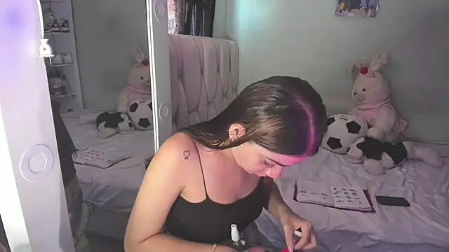 KittyKlum online show from March 2026 05:17:02 PM