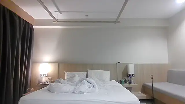 SweetSexySub online show from September 2025 01:33:01 PM