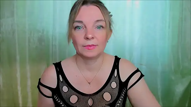 Regina  blue online show from February 2025 11:55:01 AM