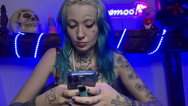 coyemoo online show from February 2025 11:32:01 PM