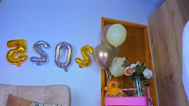 Natasha hartaman online show from December 2024 04:35:02 PM