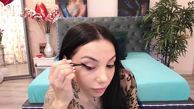 MissJuliax online show from March 2025 06:47:02 AM