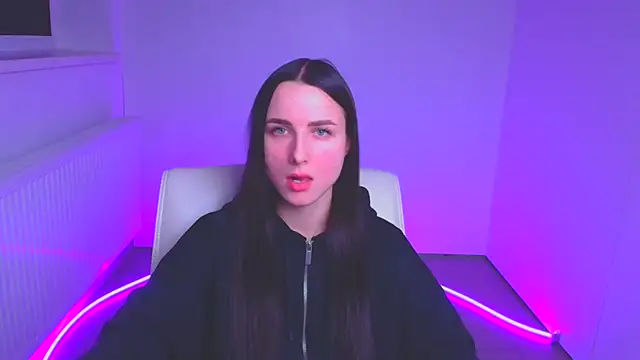 Eva Janee online show from January 2025 12:17:01 PM