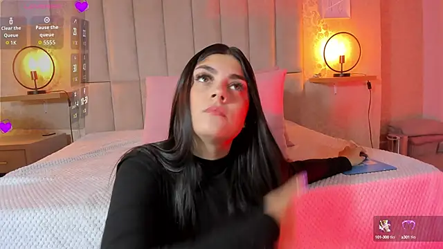 Snapshot of Amy-Saenz chatting on September 2025 04:07:01 PM Amy-Saenz online show from September 2025 04:07:01 PM