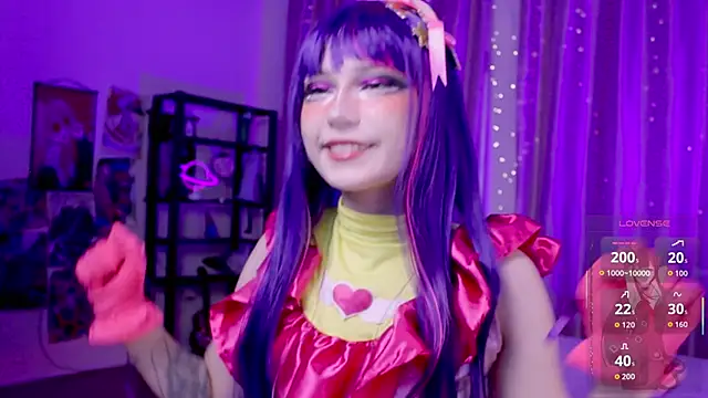 Carolina Leep online show from October 2025 02:03:02 PM