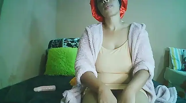 White Porshe online show from March 2025 02:37:02 AM