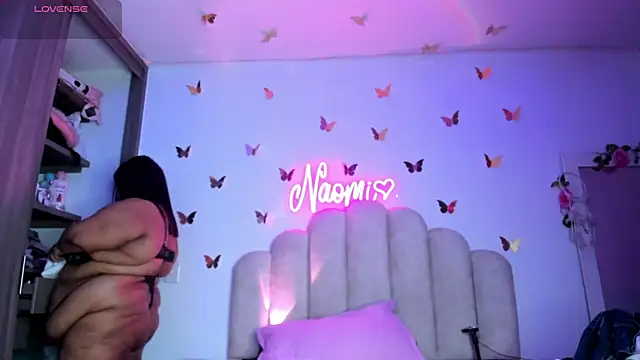 NaomiAsha online show from October 2025 12:31:01 AM