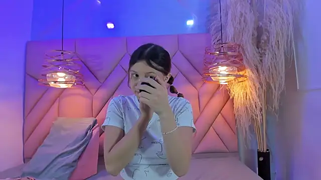 AngelaaCute  online show from March 2025 12:12:01 PM