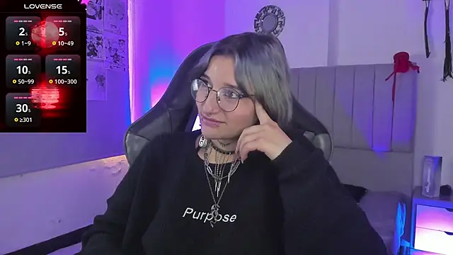 SukiFuyu  online show from March 2025 06:45:01 PM