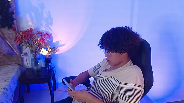 nickolas moon online show from January 2025 02:54:02 AM