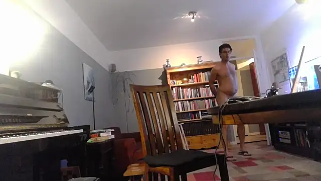 Snapshot of RolfS chatting on October 2025 09:58:02 PM RolfS online show from October 2025 09:58:02 PM