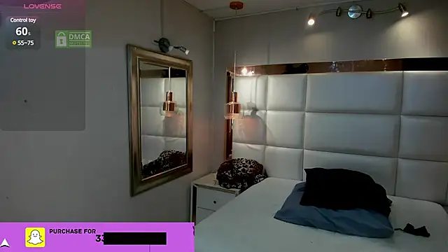 Snapshot of Palmer-Foster chatting on January 2025 09:04:01 PM Palmer-Foster online show from January 2025 09:04:01 PM