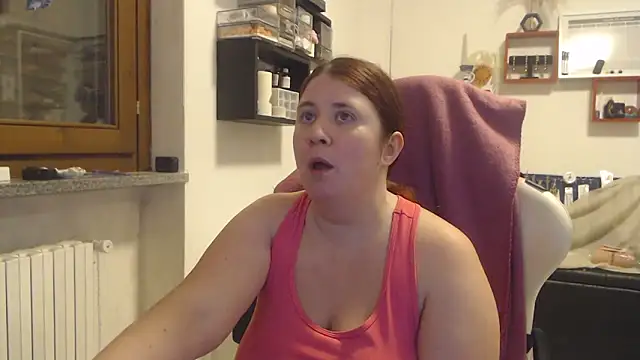 Snapshot of valerysexy chatting on September 2025 10:47:01 PM valerysexy online show from September 2025 10:47:01 PM