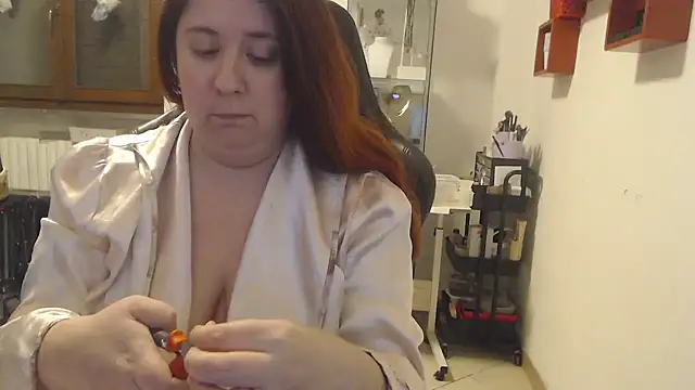 Snapshot of valerysexy chatting on November 2025 09:31:01 PM valerysexy online show from November 2025 09:31:01 PM