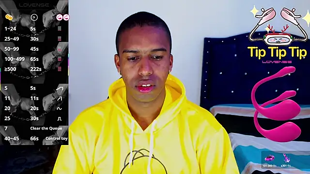 mrjhon26 online show from March 2025 01:03:01 PM