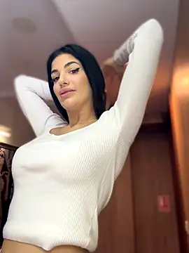 Snapshot of RaisaKali chatting on October 2025 04:08:02 PM RaisaKali online show from October 2025 04:08:02 PM