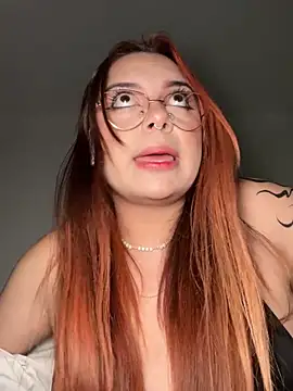 NatyOlson online show from November 2025 02:44:02 AM