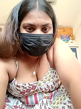 Hotmilfxox online show from January 2025 08:24:02 AM