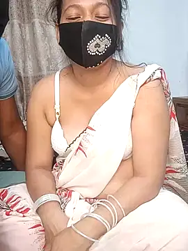 Snapshot of Desi_Best_Anal chatting on January 2025 04:41:01 PM Desi Best Anal online show from January 2025 04:41:01 PM