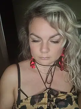 candy queeen online show from July 2026 04:17:02 AM
