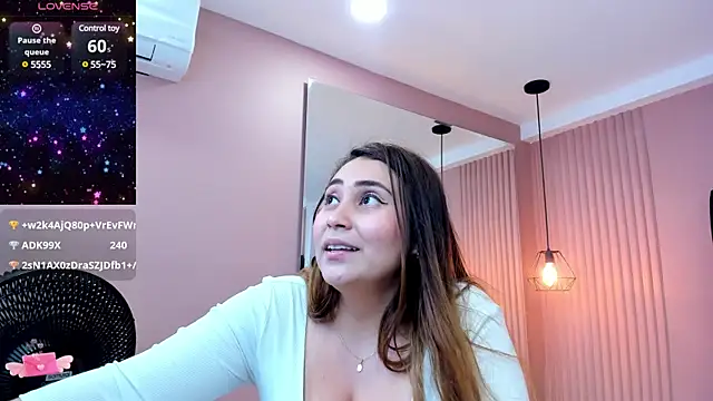 Snapshot of dulce_santamaria chatting on December 2024 07:43:02 PM dulce santamaria online show from December 2024 07:43:02 PM