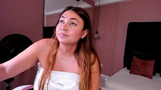 Snapshot of dulce_santamaria chatting on December 2024 10:13:01 PM dulce santamaria online show from December 2024 10:13:01 PM