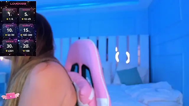 Snapshot of dulce_santamaria chatting on December 2024 03:49:02 AM dulce santamaria online show from December 2024 03:49:02 AM