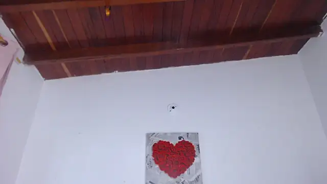 Amara Red online show from January 2026 11:03:02 AM