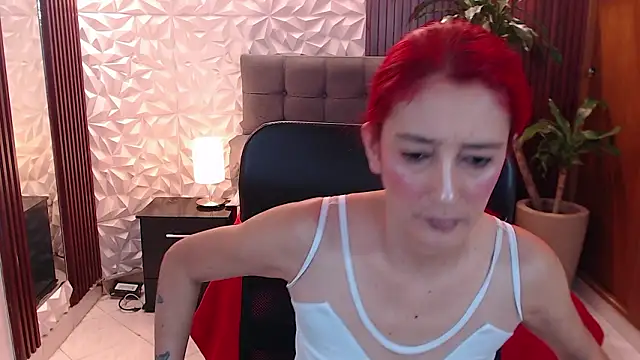 Snapshot of Ruby_Your_Milf chatting on February 2026 07:14:02 PM Ruby Your Milf online show from February 2026 07:14:02 PM