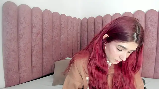 Snapshot of AnnyCherry_ chatting on December 2024 07:07:02 PM AnnyCherry online show from December 2024 07:07:02 PM