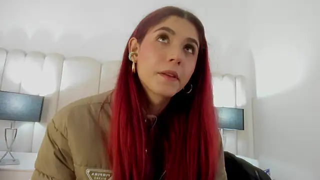 Snapshot of AnnyCherry_ chatting on December 2024 12:07:02 AM AnnyCherry online show from December 2024 12:07:02 AM