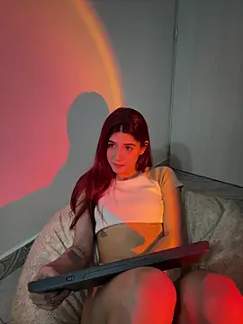 Snapshot of AnnyCherry_ chatting on December 2024 07:54:01 PM AnnyCherry online show from December 2024 07:54:01 PM