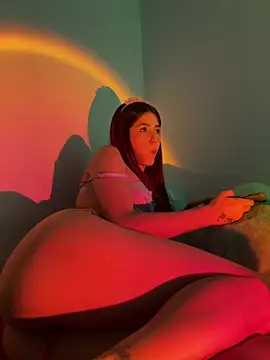 Snapshot of AnnyCherry_ chatting on January 2025 05:07:02 AM AnnyCherry online show from January 2025 05:07:02 AM