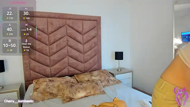 Snapshot of AnnyCherry_ chatting on September 2025 04:30:01 PM AnnyCherry online show from September 2025 04:30:01 PM