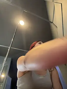 Snapshot of AnnyCherry_ chatting on September 2025 09:29:02 PM AnnyCherry online show from September 2025 09:29:02 PM