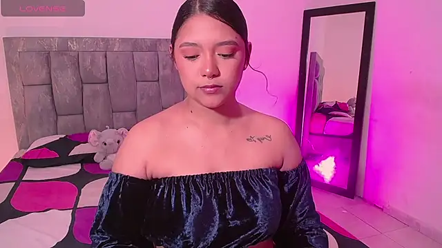 DIANEE 01 online show from January 2026 09:18:01 PM