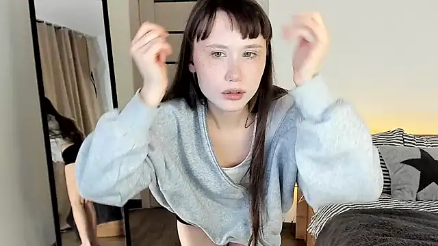 Stella Sunny online show from March 2026 10:50:01 PM