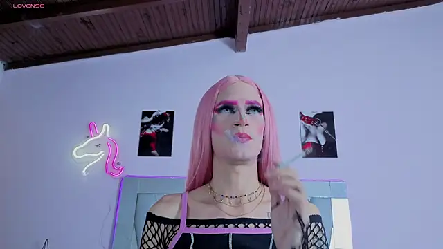 money Ts  online show from September 2025 12:36:01 AM